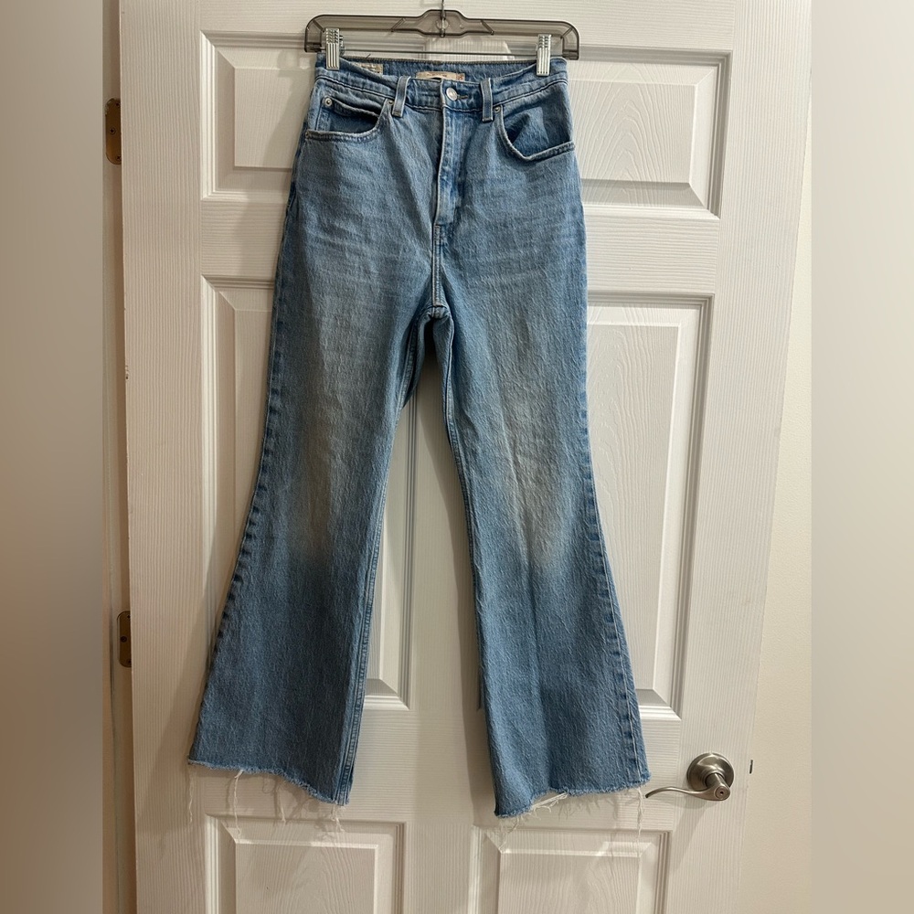 Levi’s 70s flare jeans